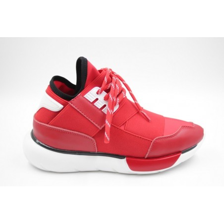 Sneakers fashion red mania