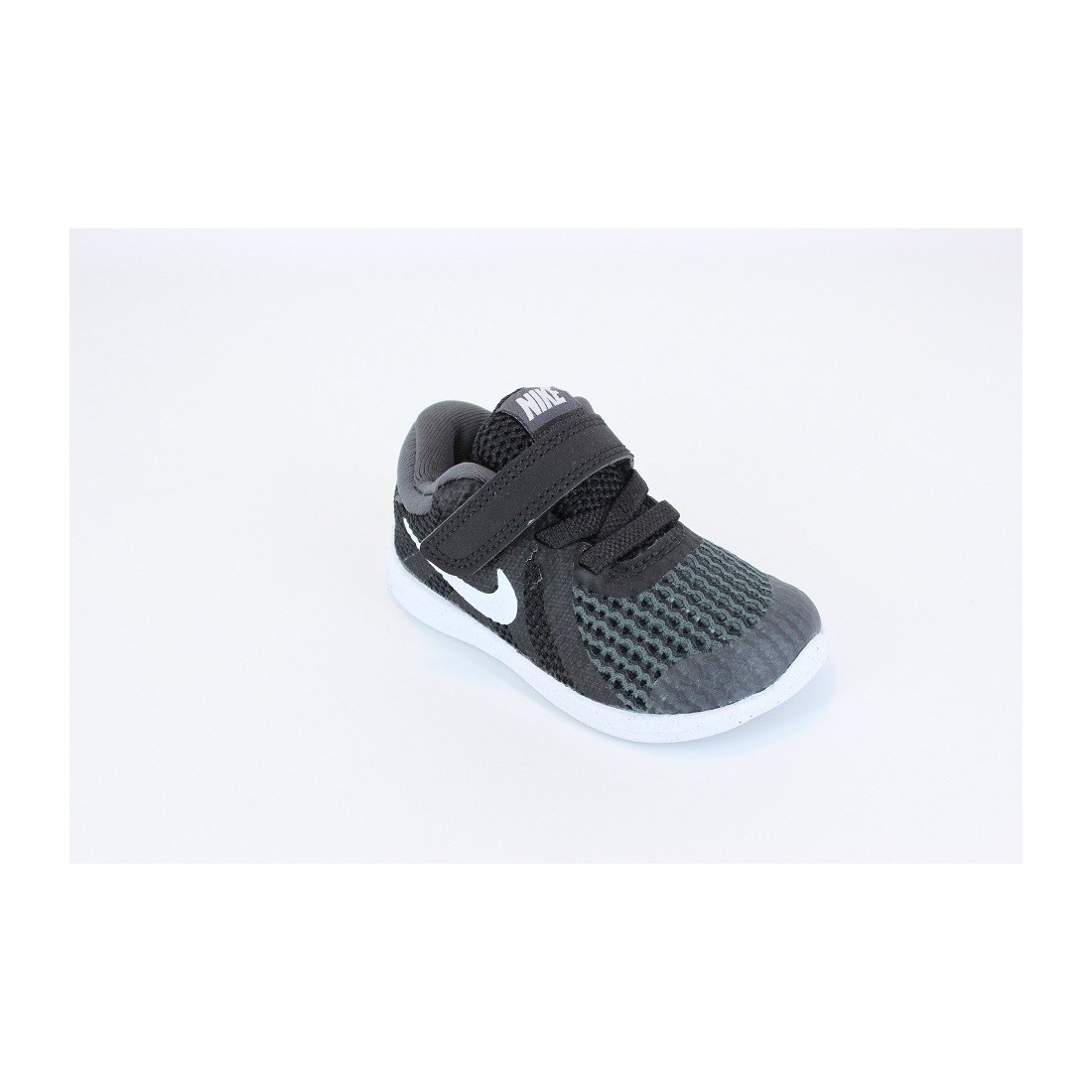 Nike Revolution 4 TD 943304-006 pantofi sport copii negri confortabili pentru activitati zilnice