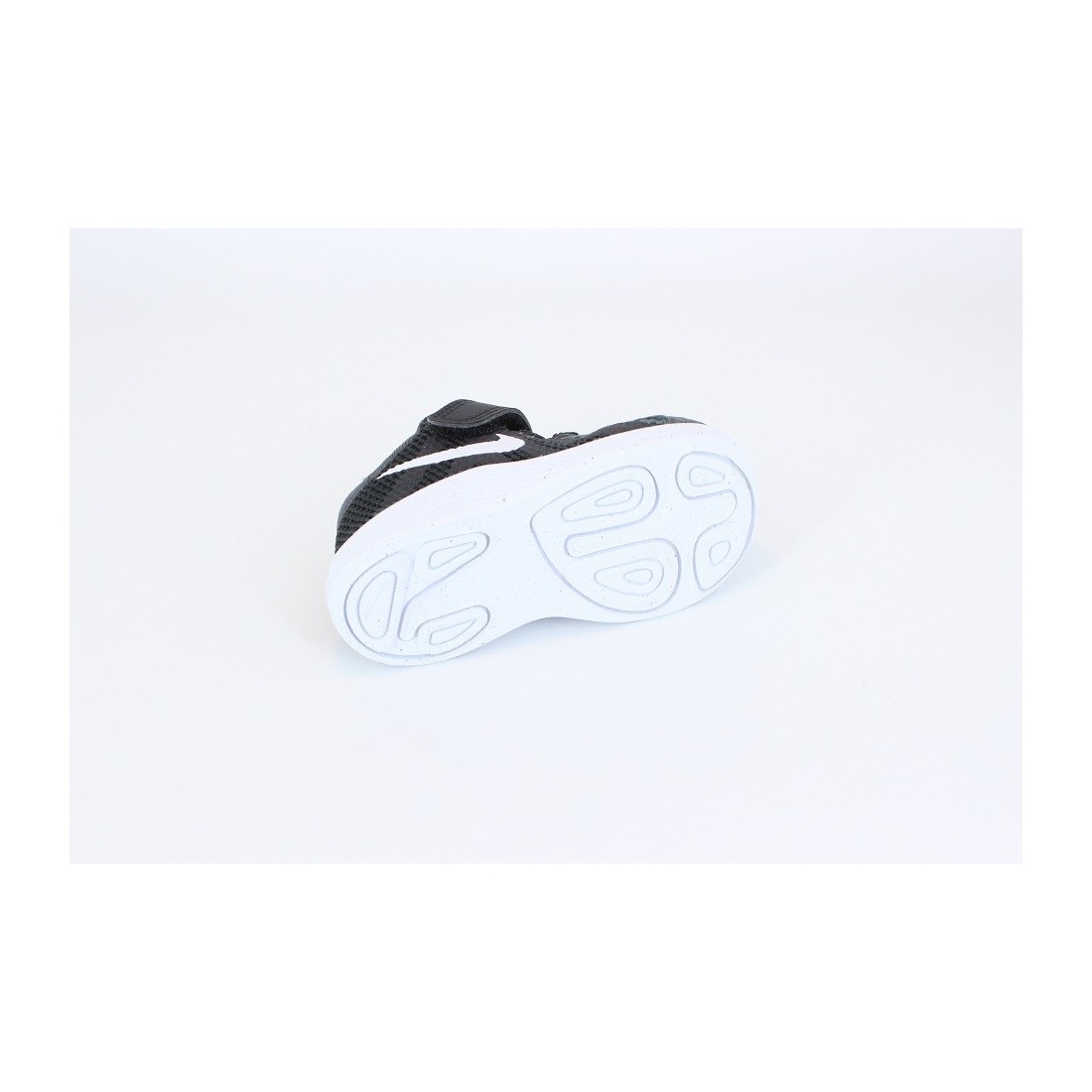 Nike Revolution 4 TD 943304-006 pantofi sport copii negri confortabili pentru activitati zilnice